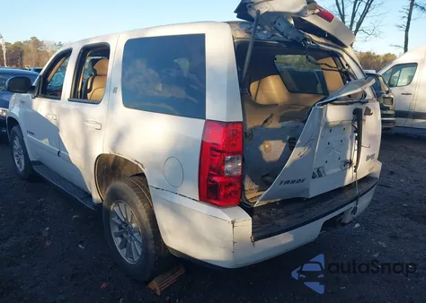2008 Chevrolet Tahoe Hybrid z USA, uszkodzony, nr VIN 1GNFK13548R228826